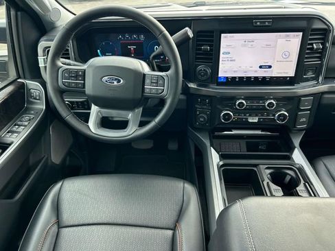 Used 2025 Ford F350 Lariat w/ Lariat Ultimate Package image 15