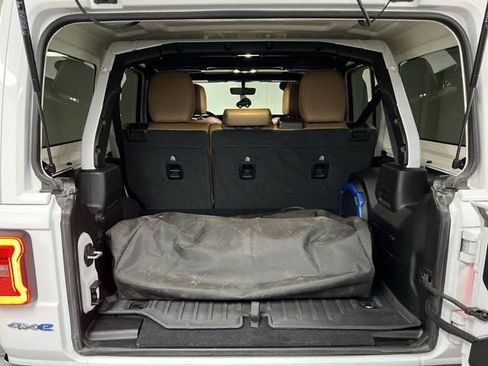 Used 2021 Jeep Wrangler Unlimited Sahara w/ Cold Weather Group image 26