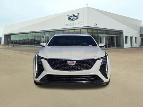 Used 2025 Cadillac CT5 Premium Luxury RWD image 2