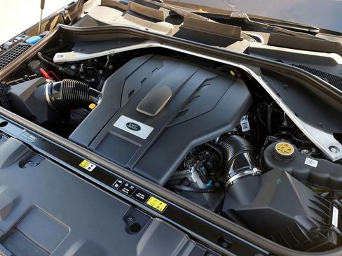 Used 2023 Land Rover Range Rover First Edition image 32