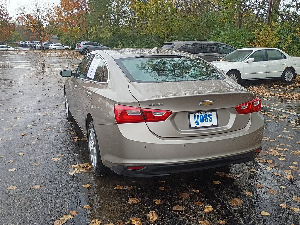 Used 2025 Chevrolet Malibu LT FWD image 5