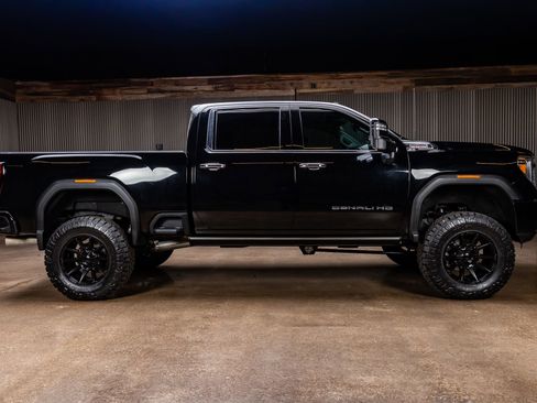 Used 2022 GMC Sierra 2500 Denali image 11