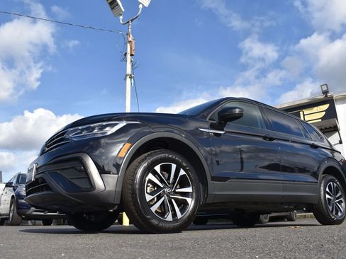 Used 2022 Volkswagen Tiguan S image 8