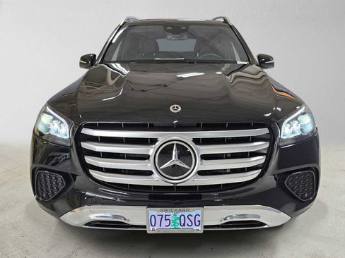 Certified 2025 Mercedes-Benz GLS 450 4MATIC image 8