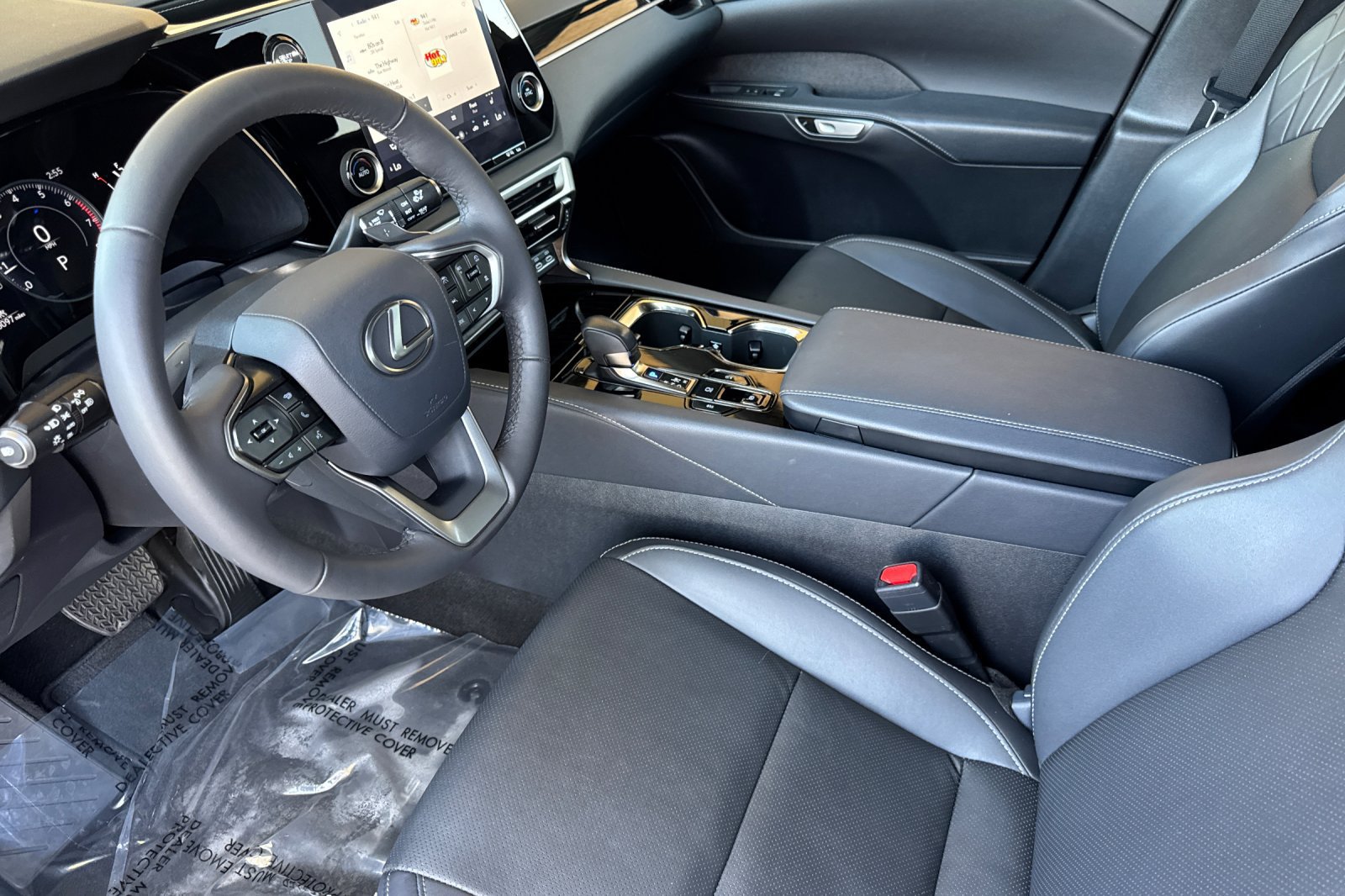 Used 2024 Lexus RX 350 FWD w/ Technology Package image 11