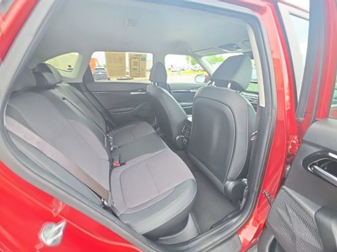 Used 2023 Kia Seltos S w/ Navigation Package FWD image 31