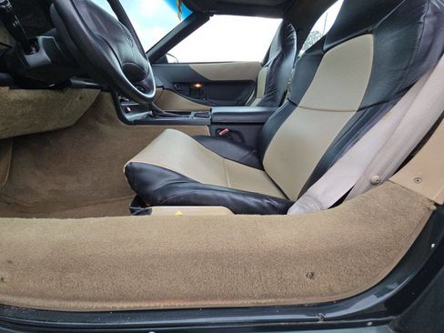 Used 1995 Chevrolet Corvette Coupe image 11