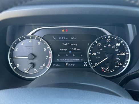 Certified 2024 Nissan Titan SV w/ SV Convenience Package AWD/4WD image 28
