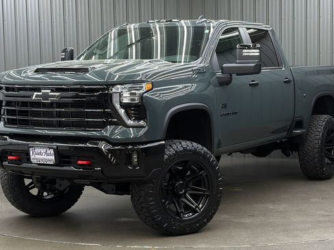 Used 2026 Chevrolet Silverado 2500 LT w/ Trail Boss Package image 1