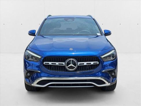Certified 2025 Mercedes-Benz GLA 250 image 2