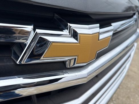 Used 2020 Chevrolet Equinox Premier image 36