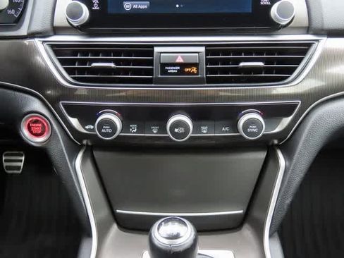 Used 2019 Honda Accord Sport image 19