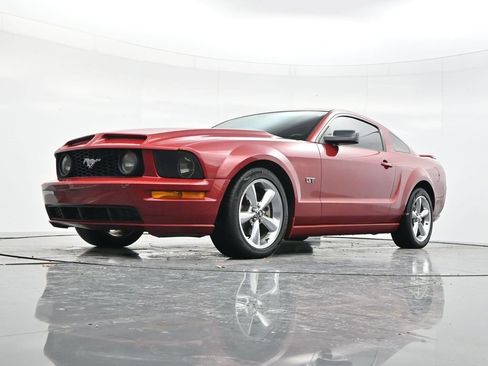 Used 2008 Ford Mustang GT image 33