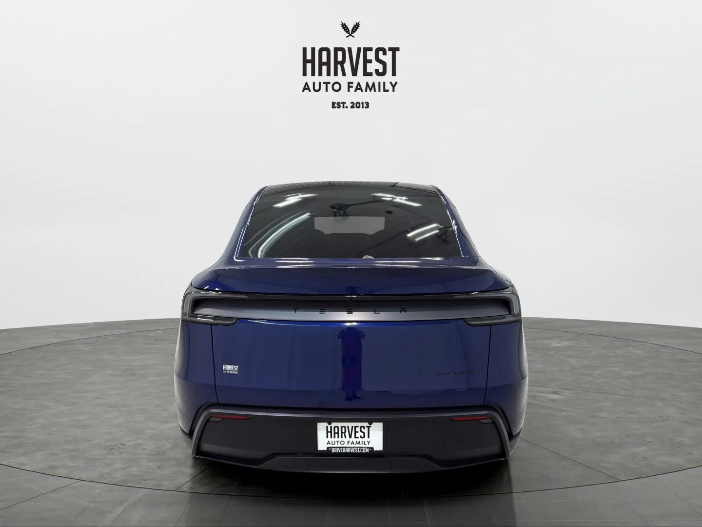 Used 2026 Tesla Model Y AWD image 5