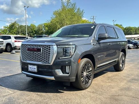 Used 2021 GMC Yukon Denali w/ Denali Premium Package AWD/4WD image 5