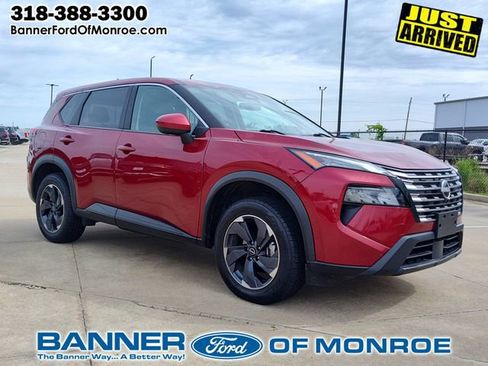 Used 2024 Nissan Rogue SV image 11