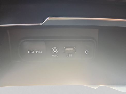 Used 2019 Kia Stinger GT2 AWD/4WD image 18