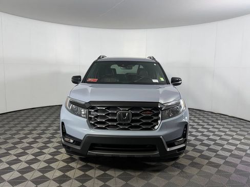 Used 2024 Honda Passport TrailSport image 3