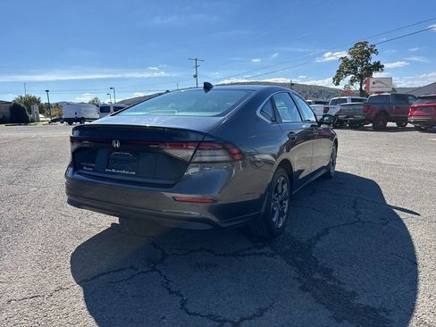 Used 2023 Honda Accord EX image 4