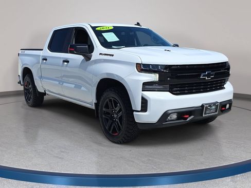 Used 2021 Chevrolet Silverado 1500 RST w/ Redline Edition AWD/4WD image 4