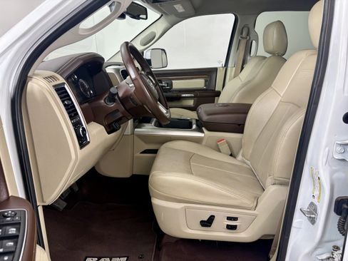 Used 2018 RAM 3500 Laramie image 14