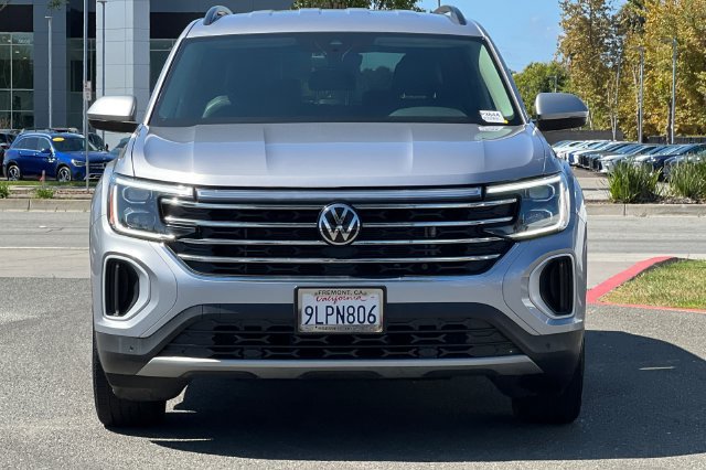 Used 2024 Volkswagen Atlas SE AWD/4WD image 9