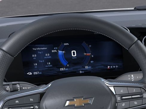 New 2026 Chevrolet Equinox EV LT w/ Midnight Package FWD image 18