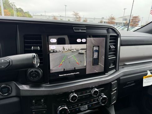 New 2026 Ford F250 Platinum image 17