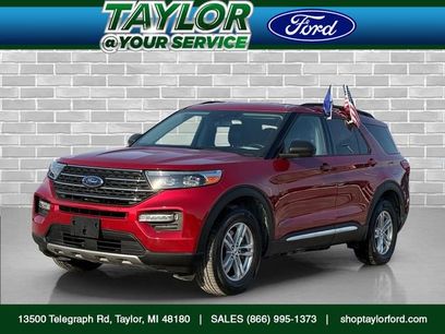 Certified 2022 Ford Explorer XLT w/ Equipment Group 202A