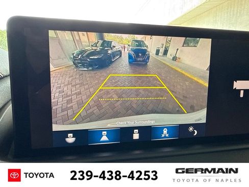 Used 2022 Acura MDX A-Spec AWD/4WD image 18
