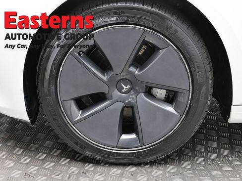 Used 2020 Tesla Model 3 Standard Range Plus image 29
