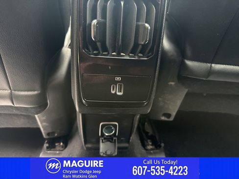 Used 2024 Jeep Compass Limited w/ High Altitude Package AWD/4WD image 32