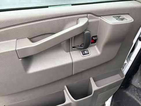 New 2025 Chevrolet Express 3500 w/ Power Convenience Package image 18