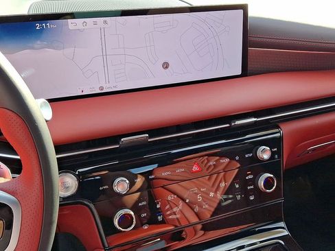 Used 2025 Genesis G80 3.5T Sport image 14