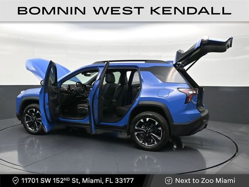 Used 2025 Chevrolet Equinox RS w/ Safety and Technology Package image 32