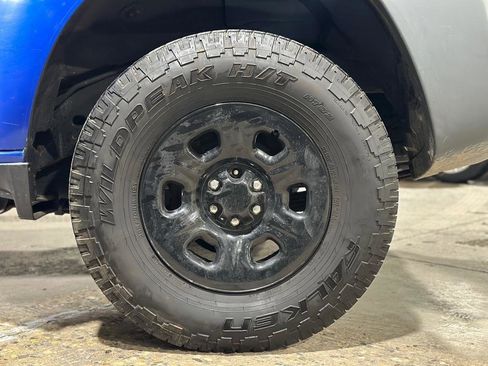 Used 2015 Nissan Xterra X image 30