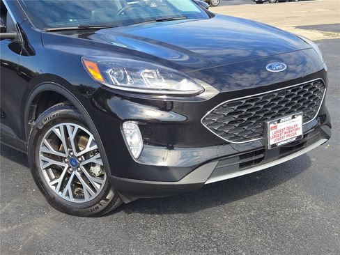 Used 2021 Ford Escape SEL image 2