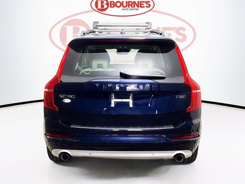 Used 2019 Volvo XC90 T5 Momentum w/ Multimedia Package AWD/4WD image 10