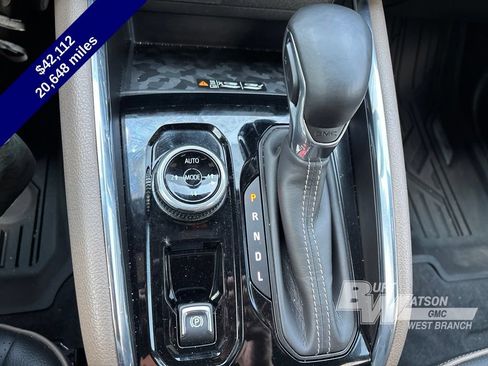 Used 2023 GMC Canyon Denali w/ Denali Black Edition AWD/4WD image 27