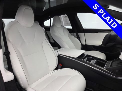 Used 2021 Tesla Model S Plaid image 16