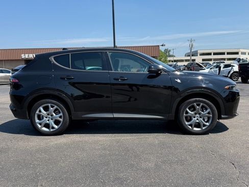 Used 2024 Dodge Hornet R/T AWD/4WD image 9