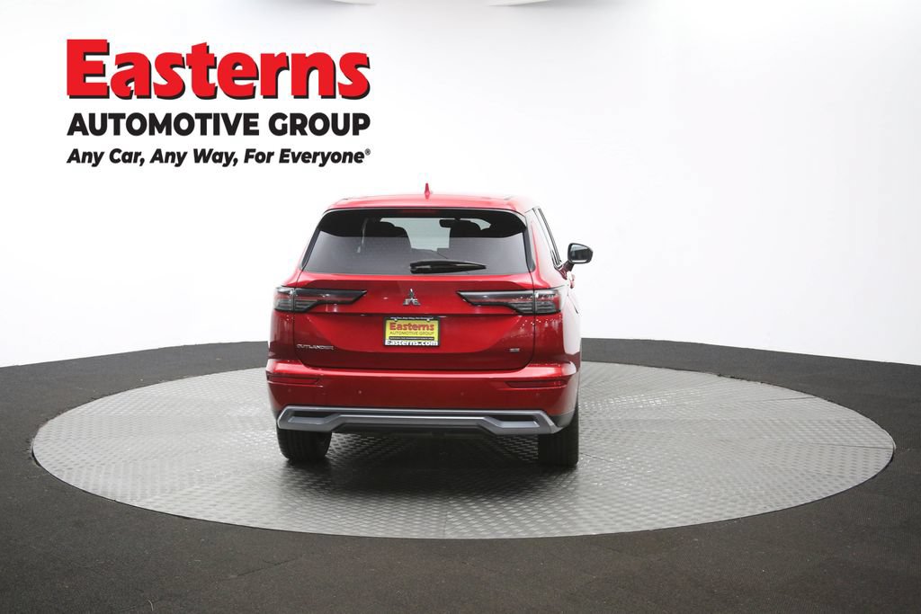 Used 2025 Mitsubishi Outlander SE AWD/4WD image 40