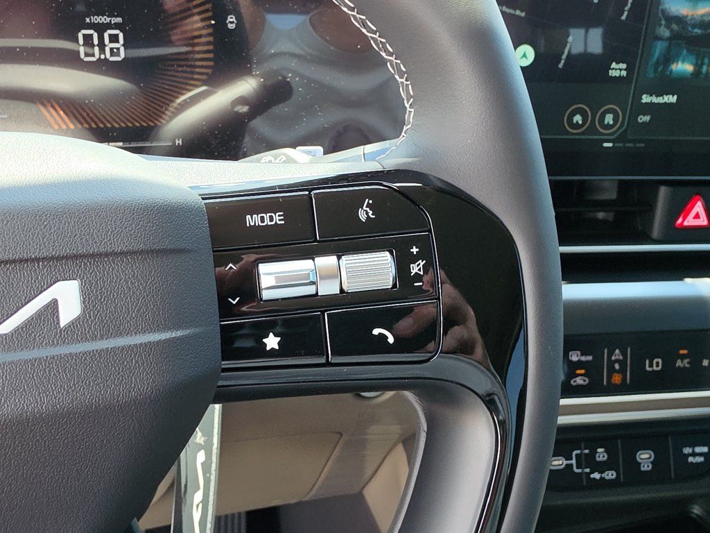 New 2027 Kia Carnival FWD image 30