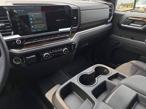 Certified 2024 GMC Sierra 1500 Elevation AWD/4WD image 24