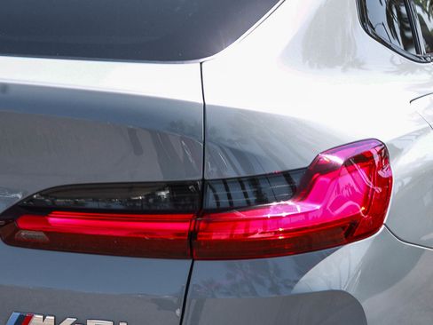 Used 2024 BMW X4 M40i w/ Premium Package AWD/4WD image 7