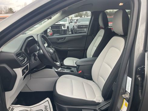 New 2026 Ford Escape Active w/ Tech Pack #1 FWD image 16