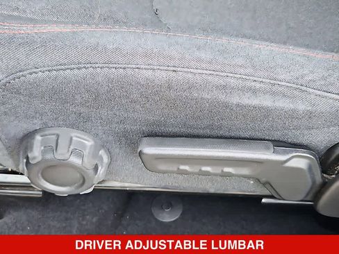 Used 2024 Jeep Wrangler Unlimited Rubicon AWD/4WD image 18