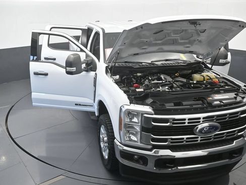 Used 2024 Ford F250 XLT AWD/4WD image 70