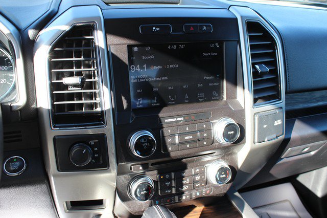 Used 2018 Ford F150 Lariat w/ Equipment Group 502A Luxury AWD/4WD image 12