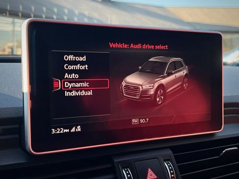 Used 2019 Audi SQ5 Premium Plus w/ Premium Plus Package image 60